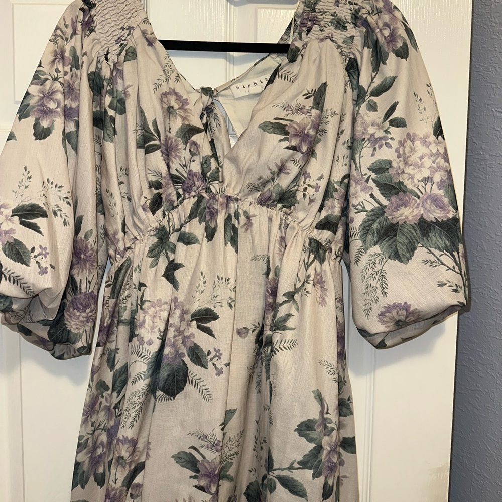 Flowery printed dress worn once from the boutique size L